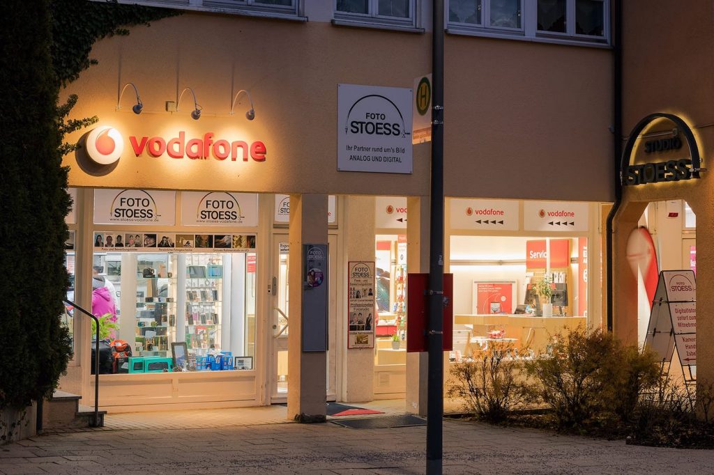 Vodafone Shop - Fotograf-Murnau-Foto-Stoess-Geschäft.jpg